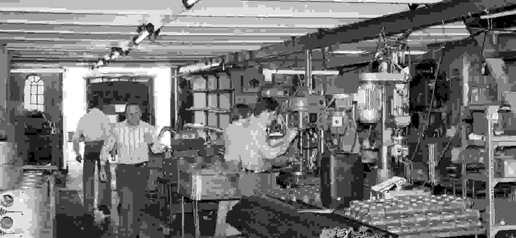 Børge Jensen i sin fabrik i Tilst