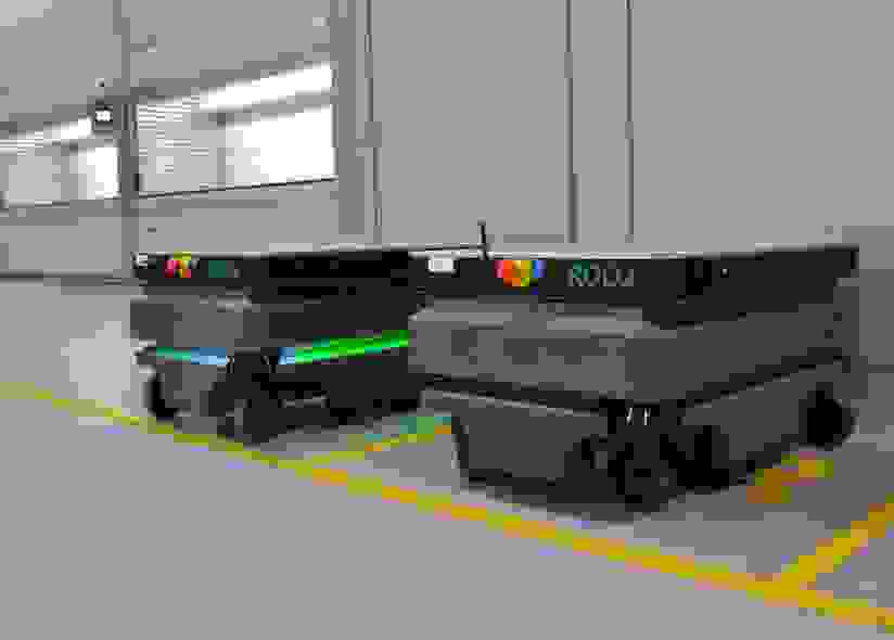 Mobile Industrial Robots MiR til opladning