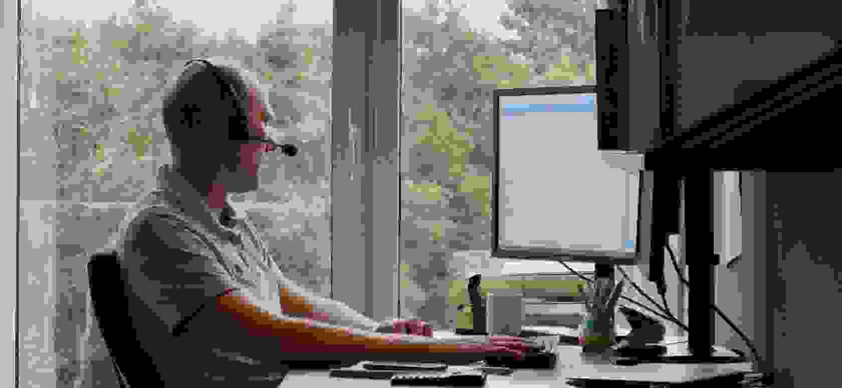 Service- og supportmedarbejder hos BJ-Gear